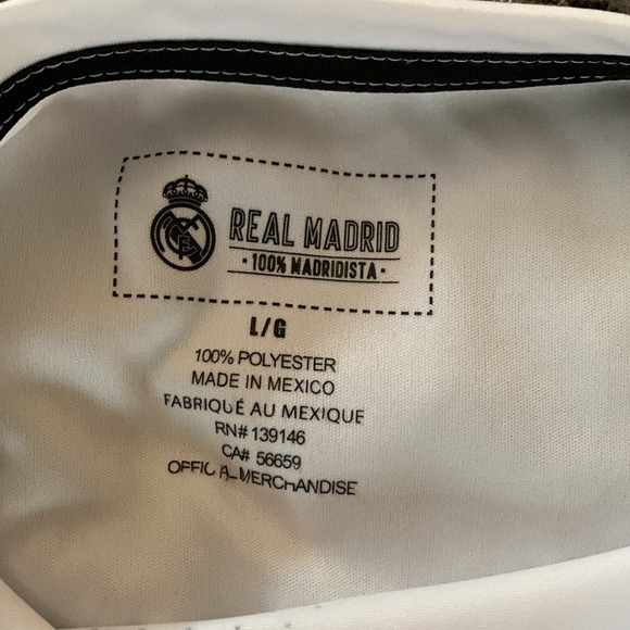 Kids Official Real Madrid Ronaldo Jersey - Picture 4 of 4